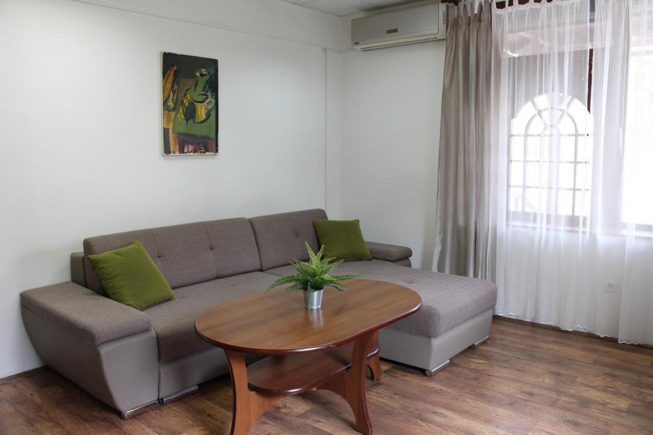 West Capital - Free Private Parking Apartamento Zagreb Exterior foto
