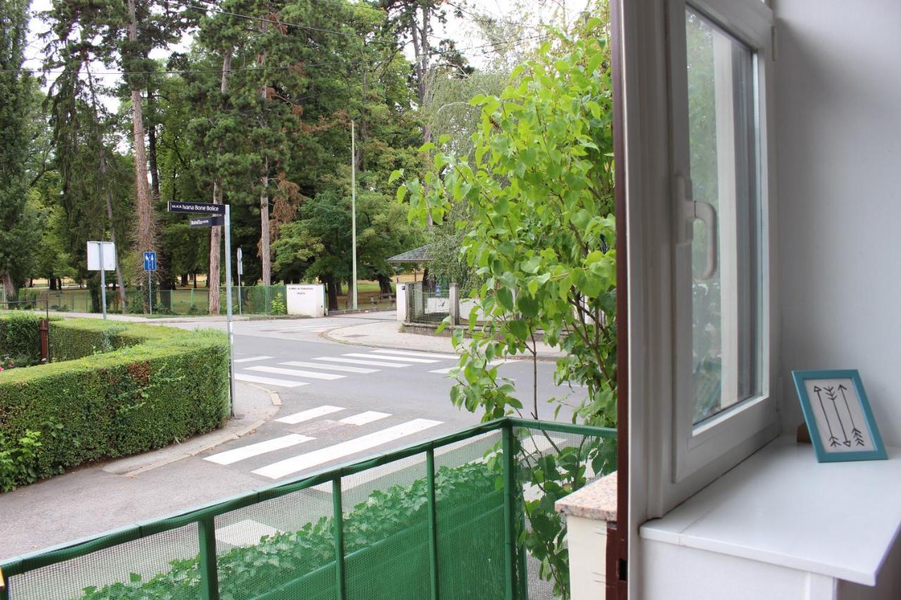West Capital - Free Private Parking Apartamento Zagreb Exterior foto