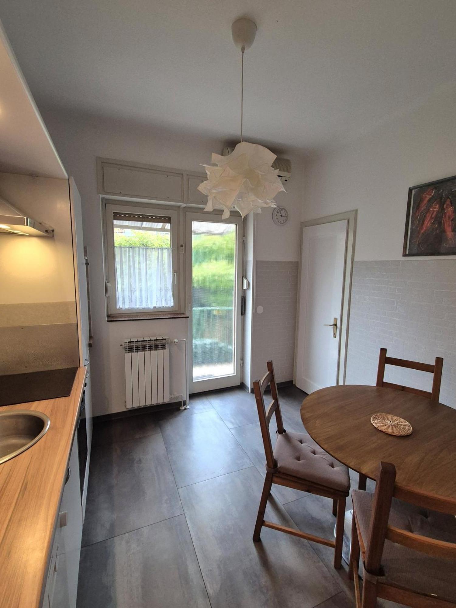 West Capital - Free Private Parking Apartamento Zagreb Exterior foto
