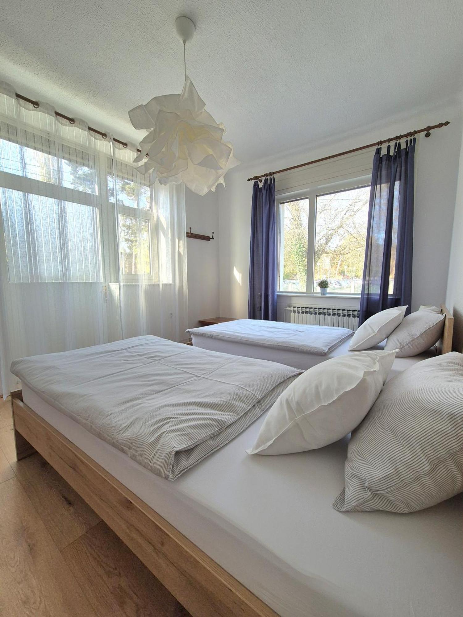 West Capital - Free Private Parking Apartamento Zagreb Exterior foto