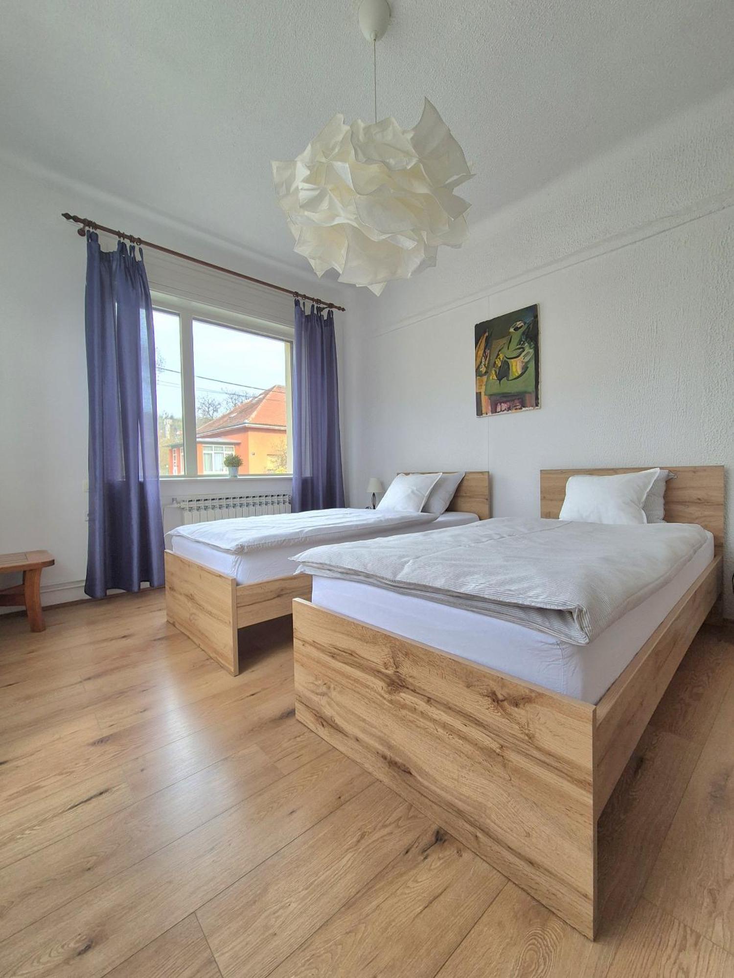 West Capital - Free Private Parking Apartamento Zagreb Exterior foto